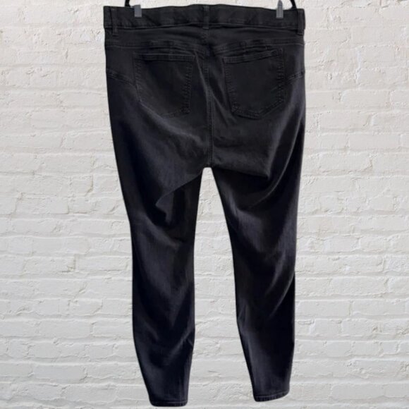 20R Torrid Women's Ripped Bombshell Skinny Jeans NWOT - Picture 5 of 8